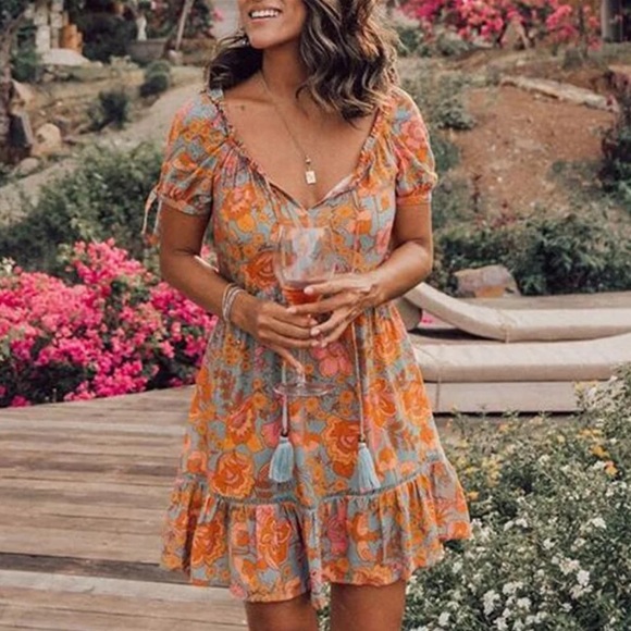 Dresses & Skirts - Boho Chic Floral A-Line Mini Dress NEW